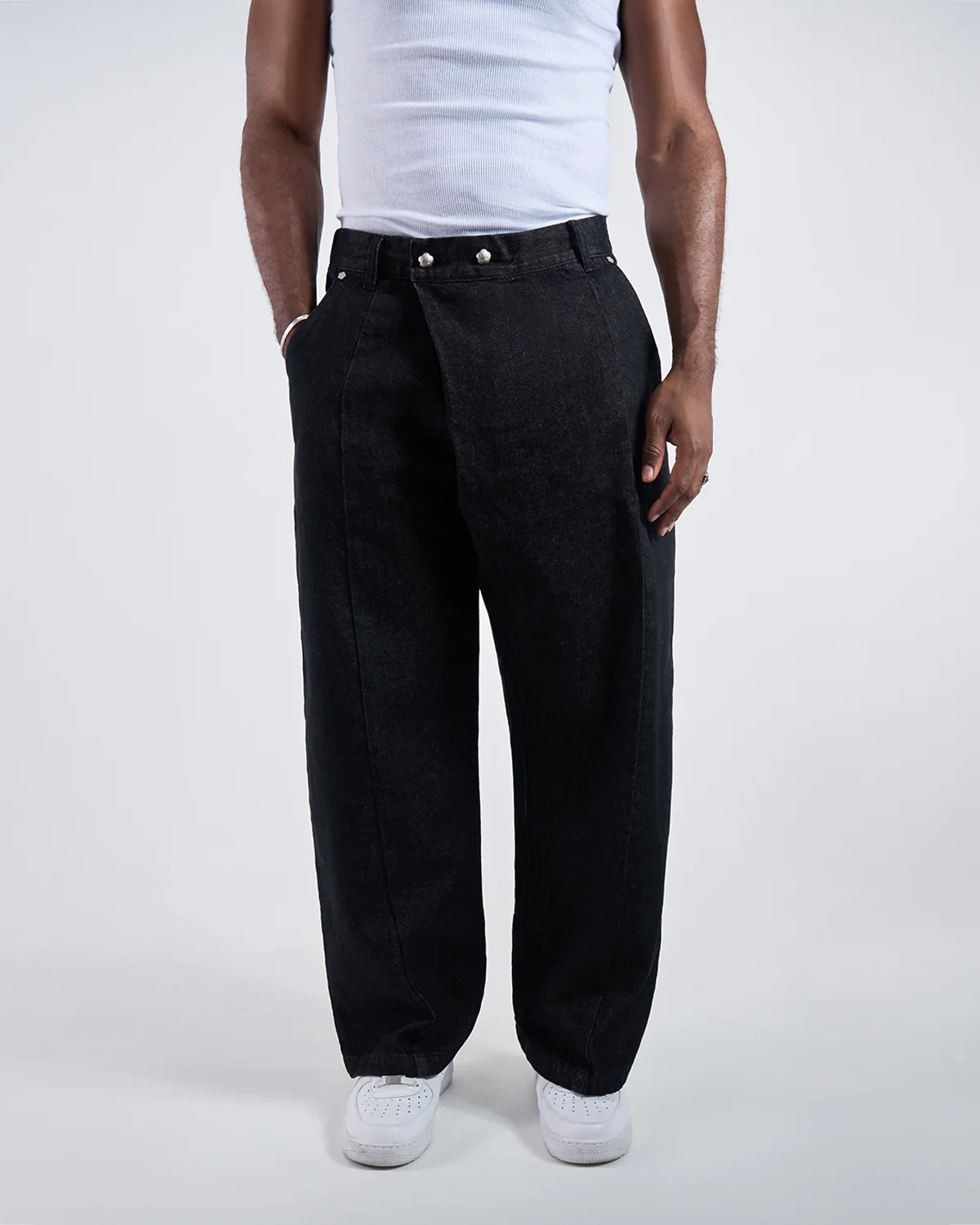 BLACK HANBOK DENIM PANTS - Image 4