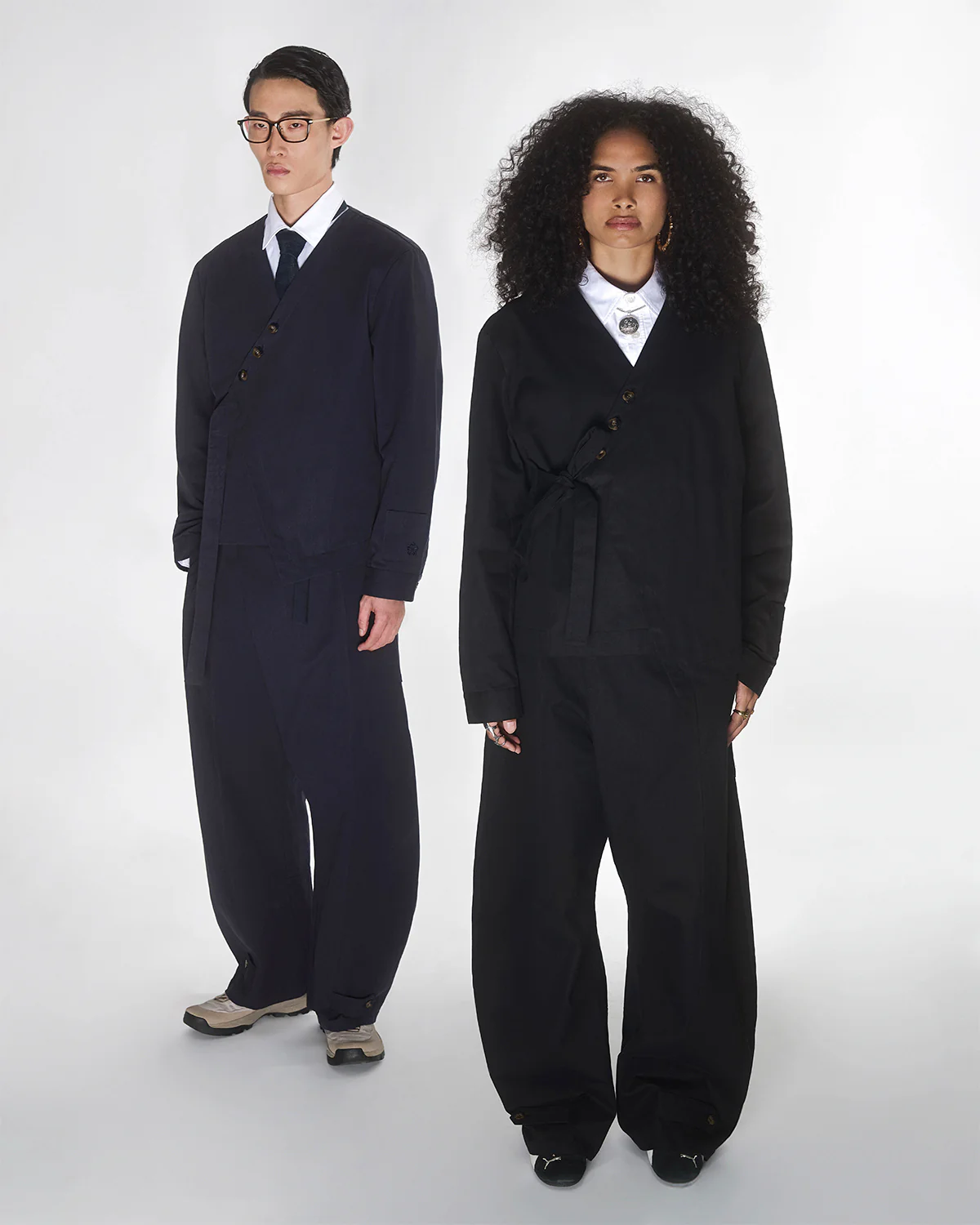 NAVY HANBOK BALLOON PANTS - Image 11