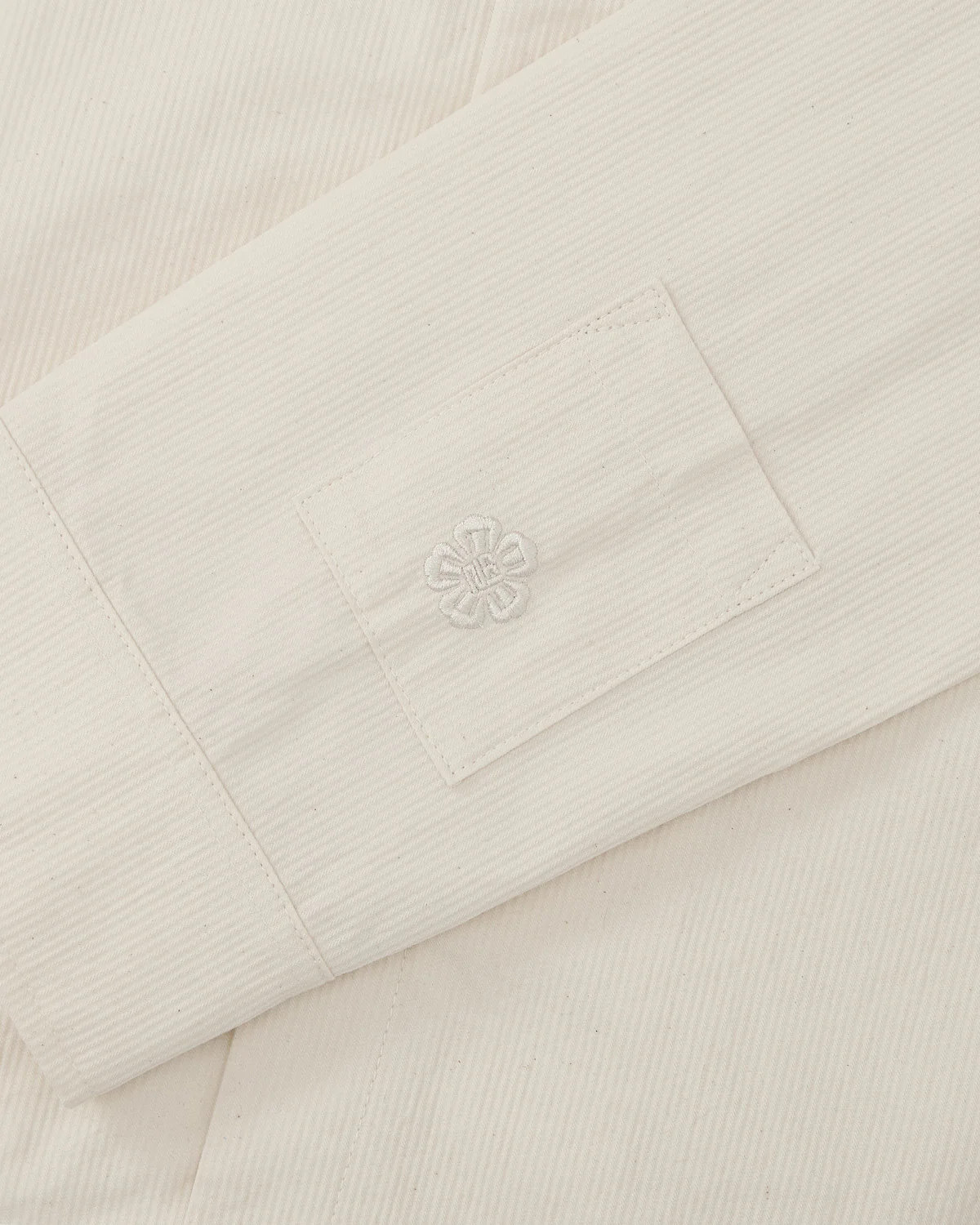 IVORY CHINA COLLAR KNOT SHACKET - Image 10